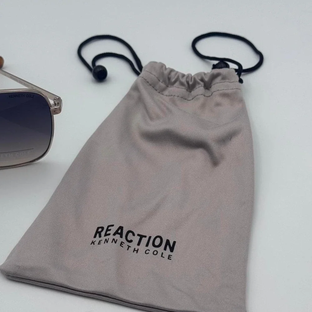 Kenneth Cole Reaction Women's Gold Frames Oversized Square Gradient/Smoke Lens